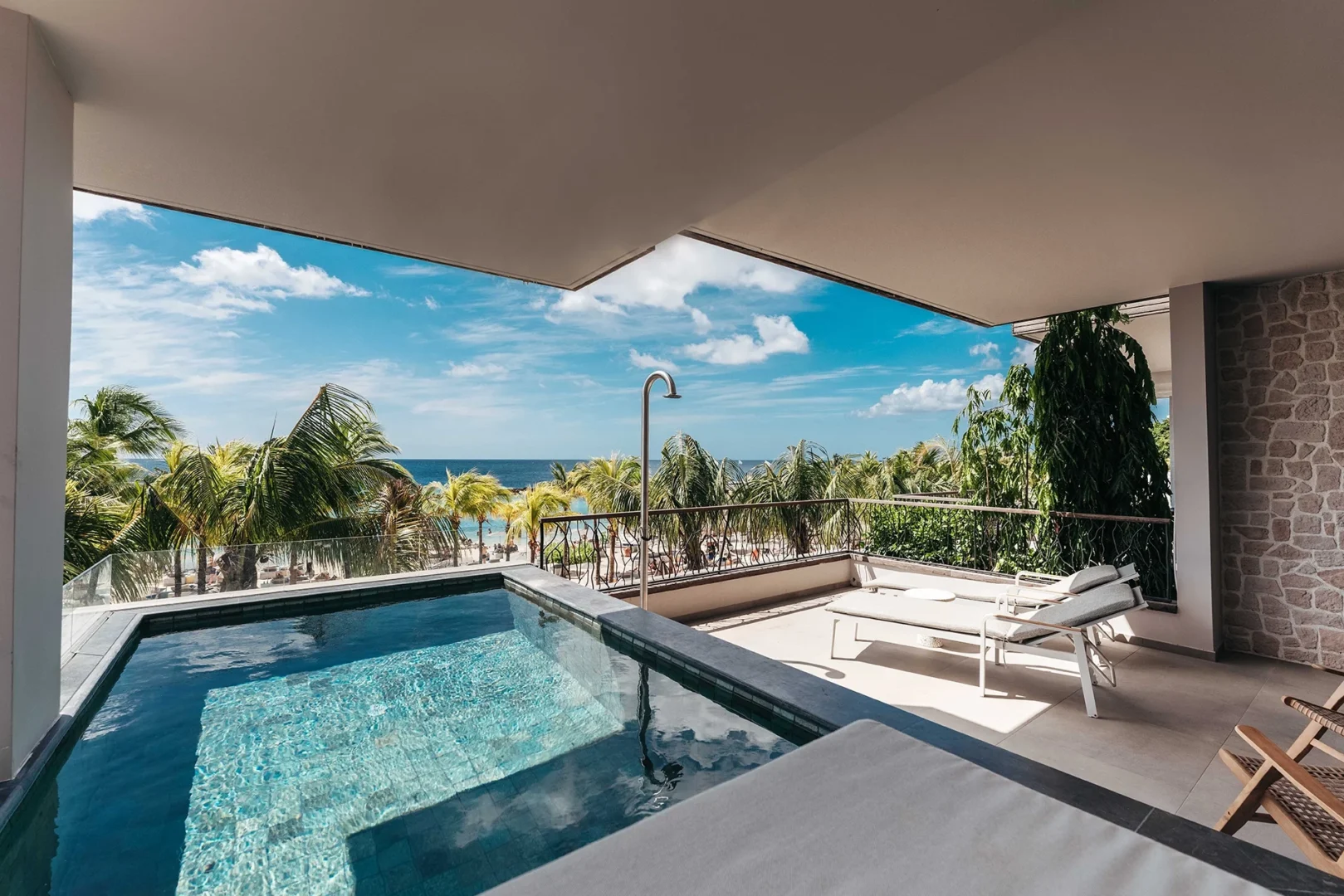 Seaview Suite
